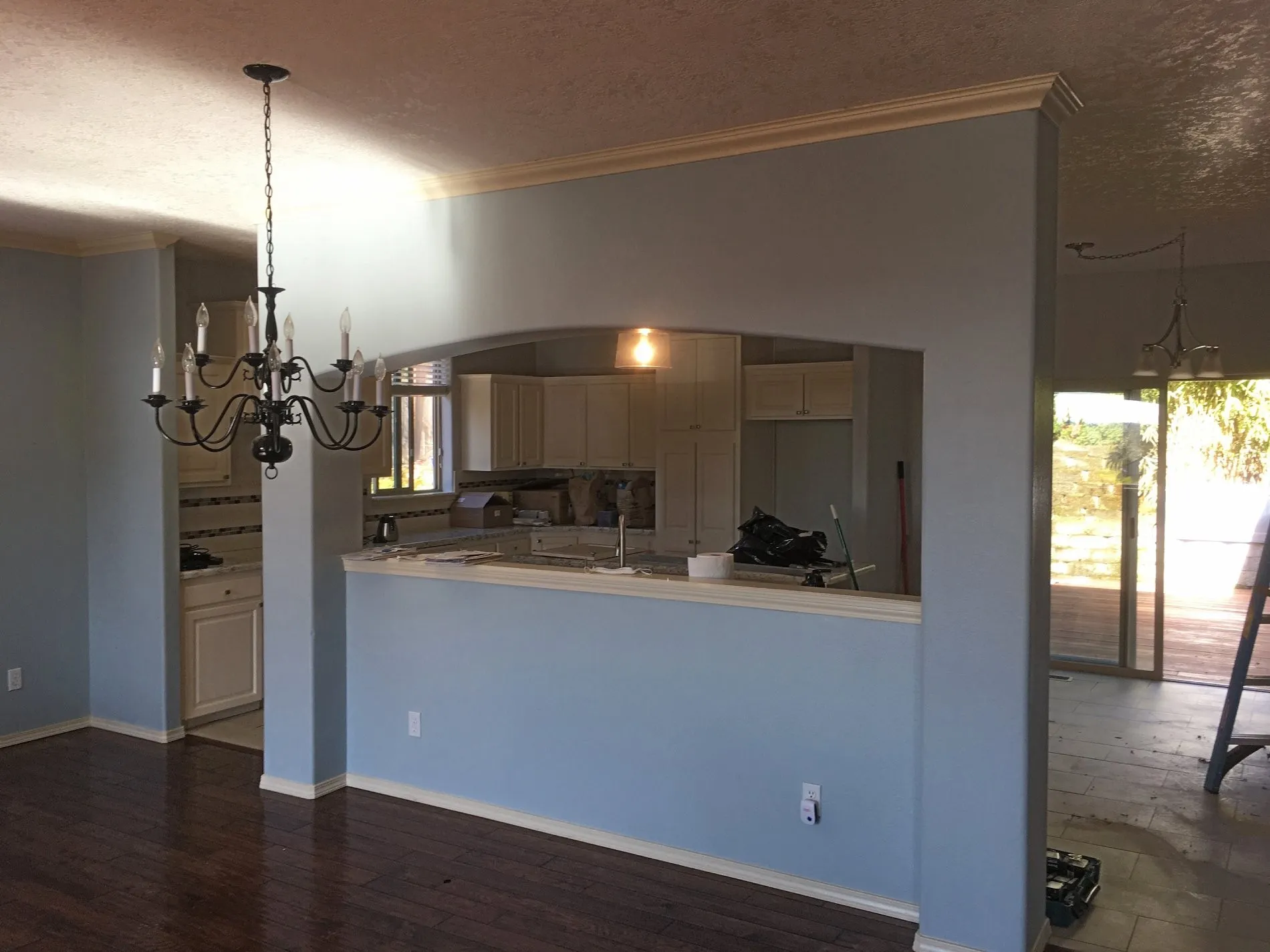 Damascus kitchen before removal of the wall separating it from the adjoining room